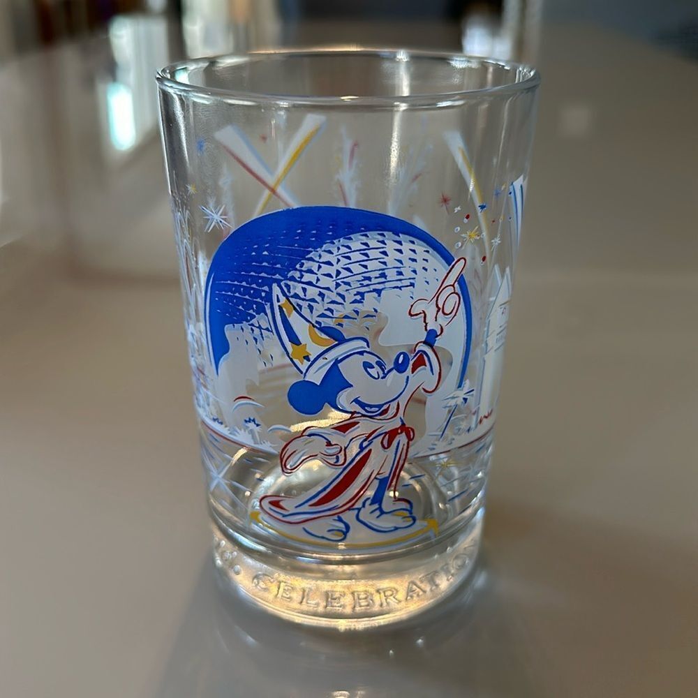 Walt Disney World Epcot 25th Remember the Magic Collectors Glass Cup Mug